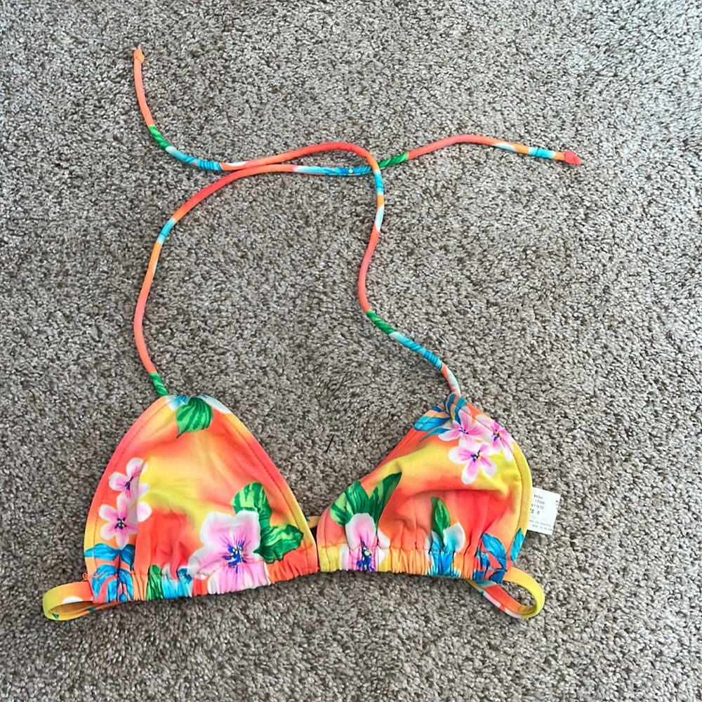 Floral bikini top